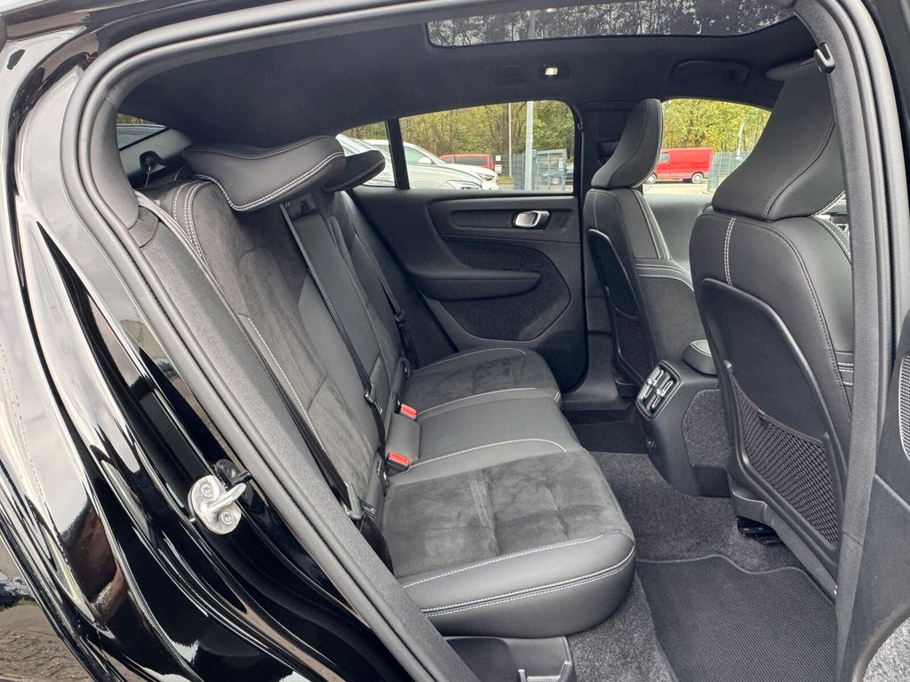 Volvo C40 2022