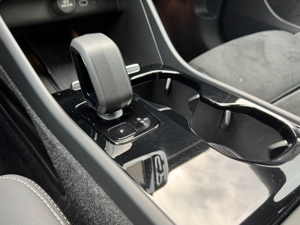 Volvo C40 2022