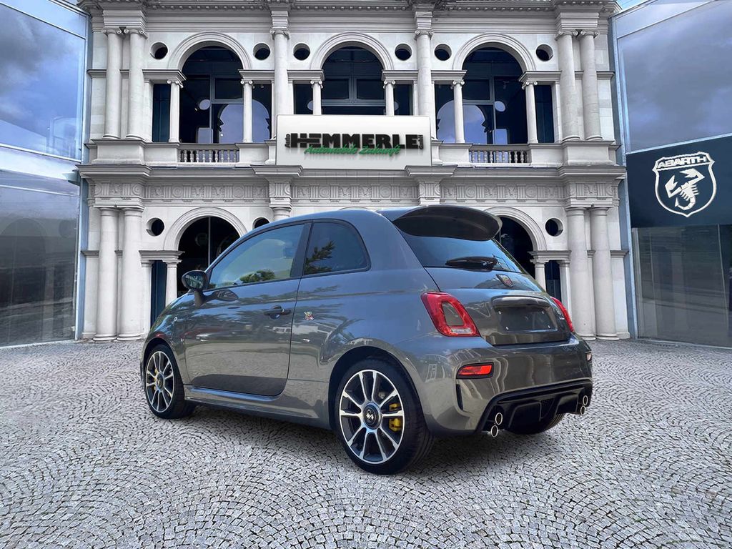 Abarth 695 2024