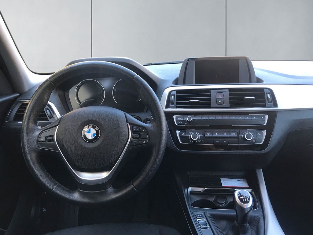 BMW 118 2019