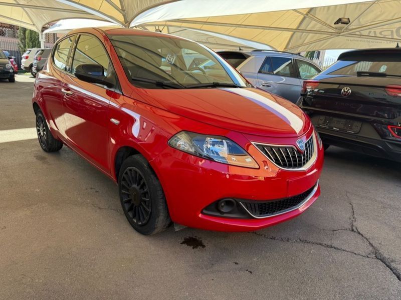 Lancia Ypsilon 2022
