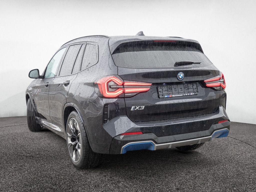 BMW iX3 2022