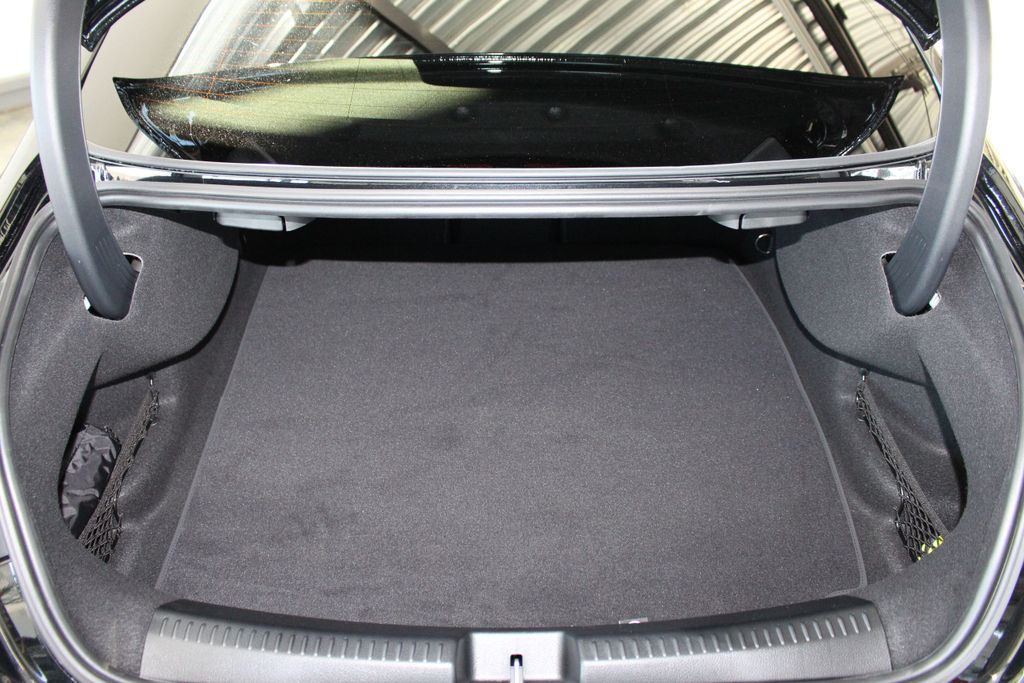 Mercedes-Benz CLA 200 2025