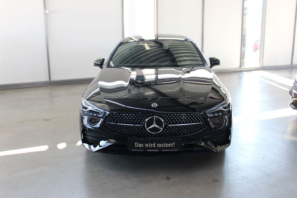 Mercedes-Benz CLA 200 2025