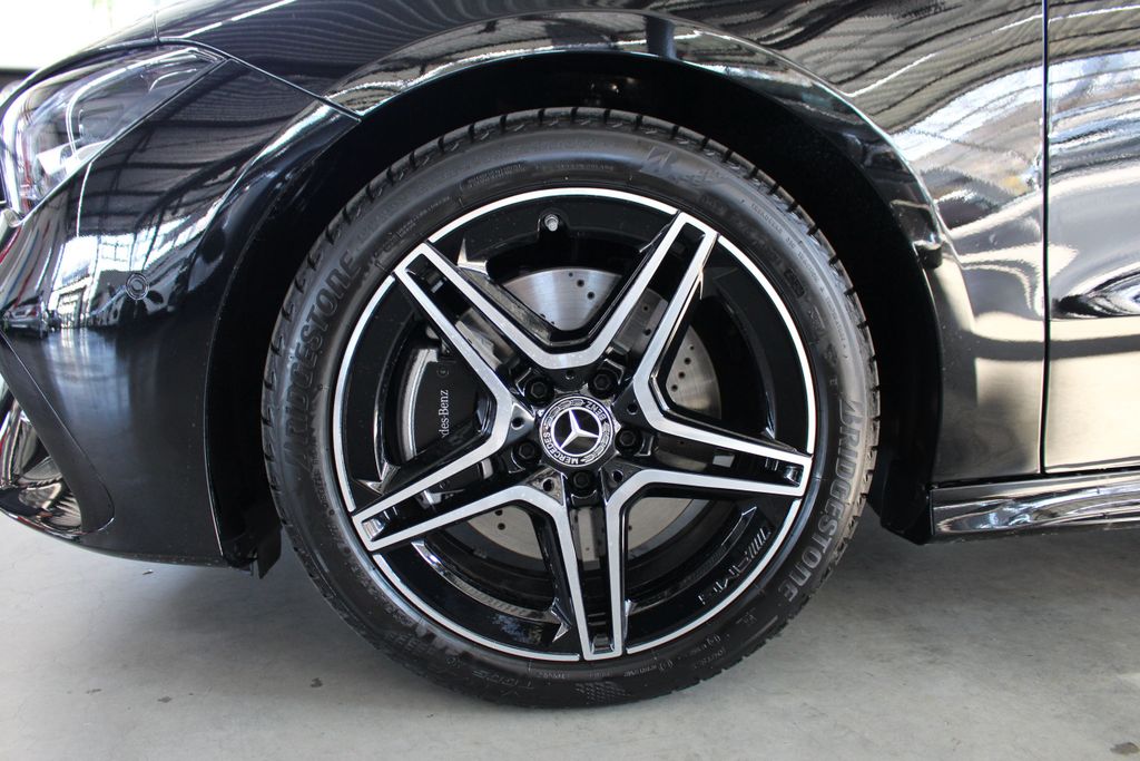 Mercedes-Benz CLA 200 2025