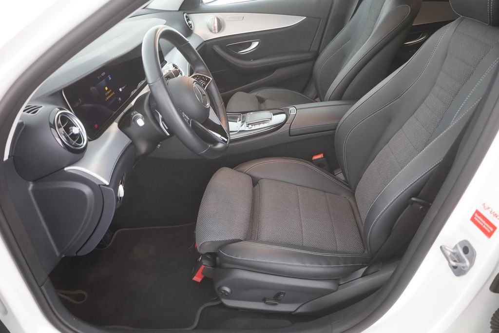 Mercedes-Benz E 300 2022