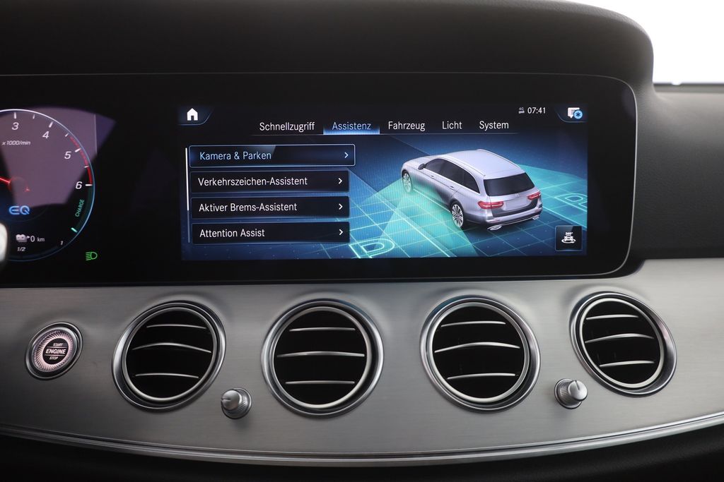 Mercedes-Benz E 300 2022