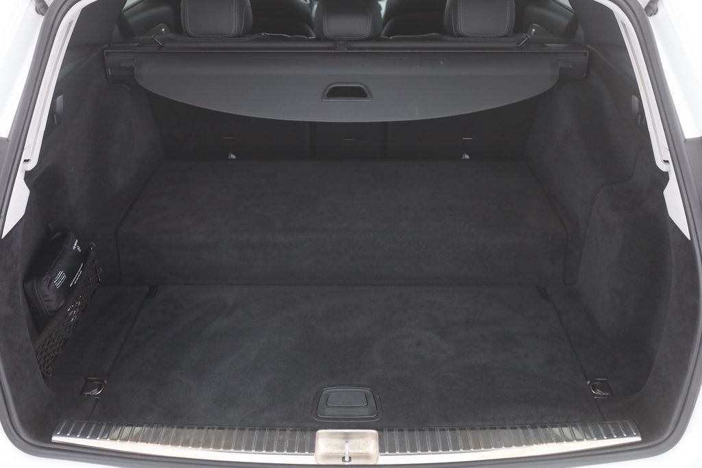 Mercedes-Benz E 300 2022