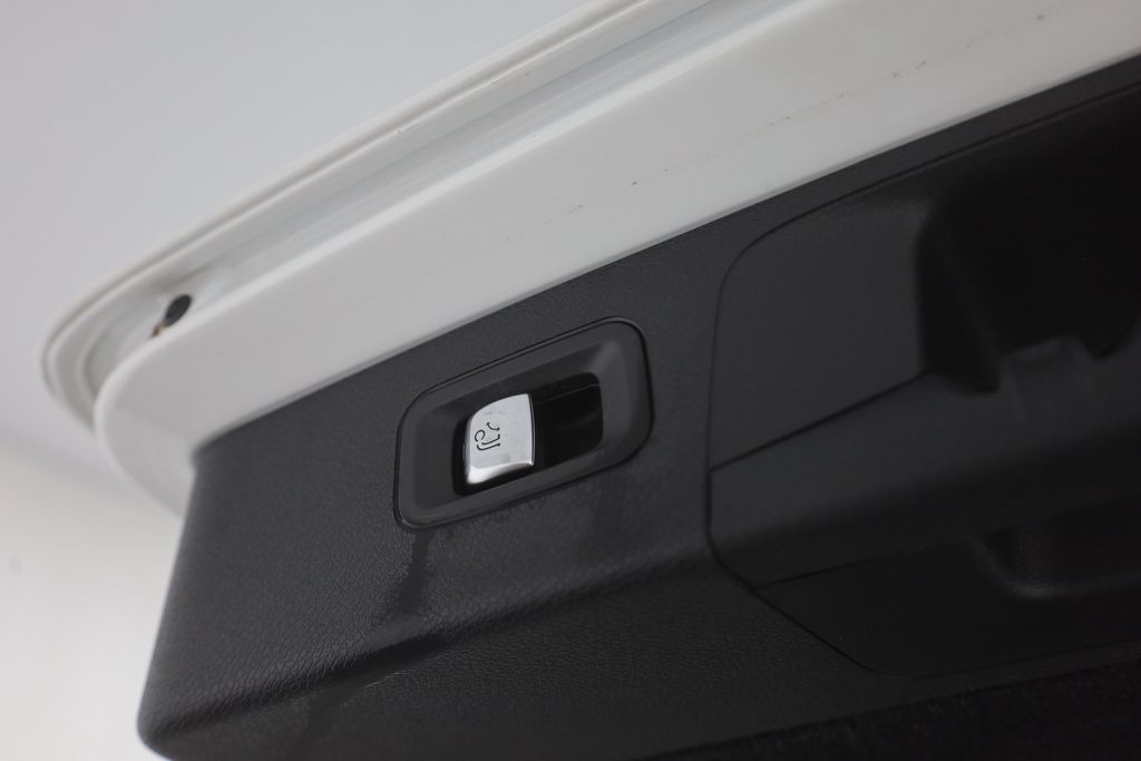 Mercedes-Benz E 300 2022