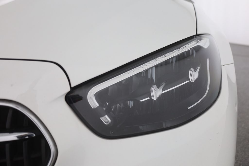 Mercedes-Benz E 300 2022