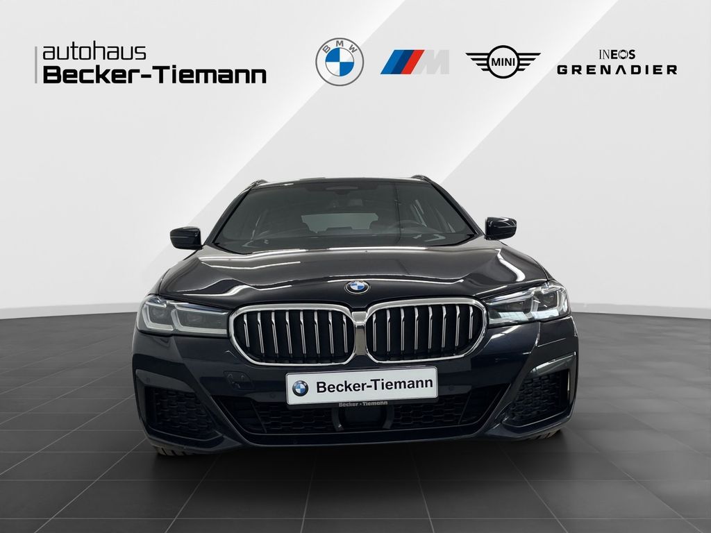 BMW 540 2022