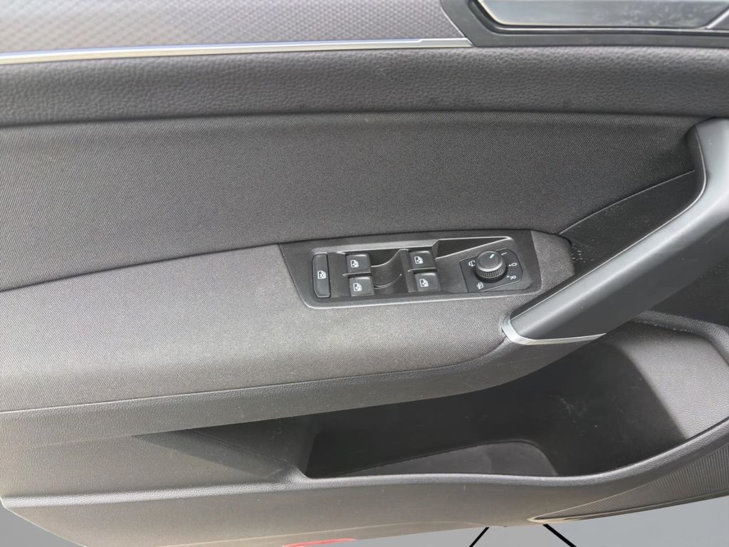 Volkswagen Touran 2021