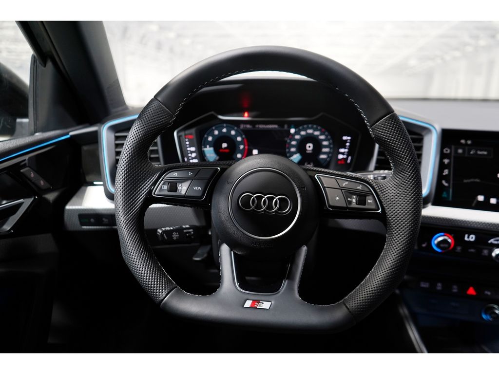Audi A1 2025