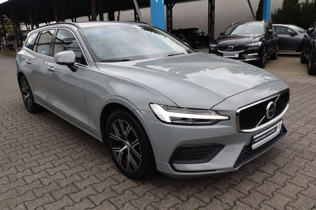 Volvo V60 2023