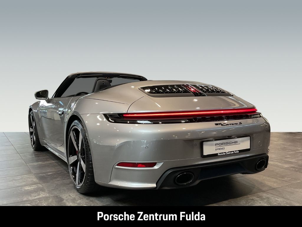 Porsche 992 2025