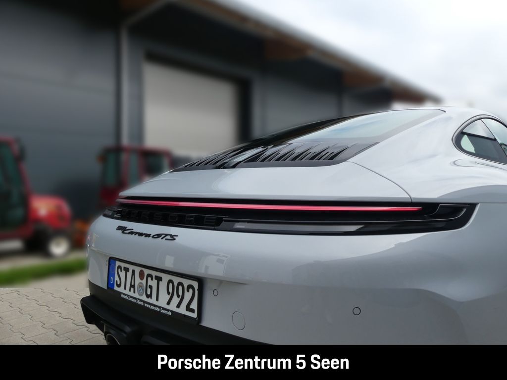 Porsche 992 2025