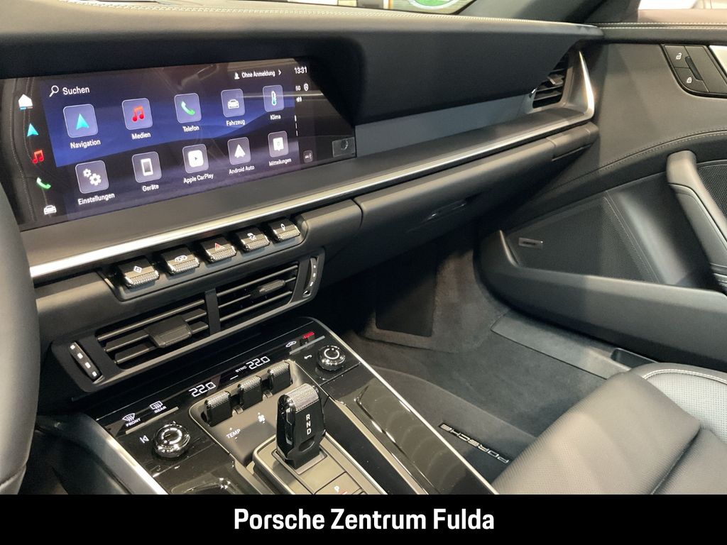Porsche 992 2025