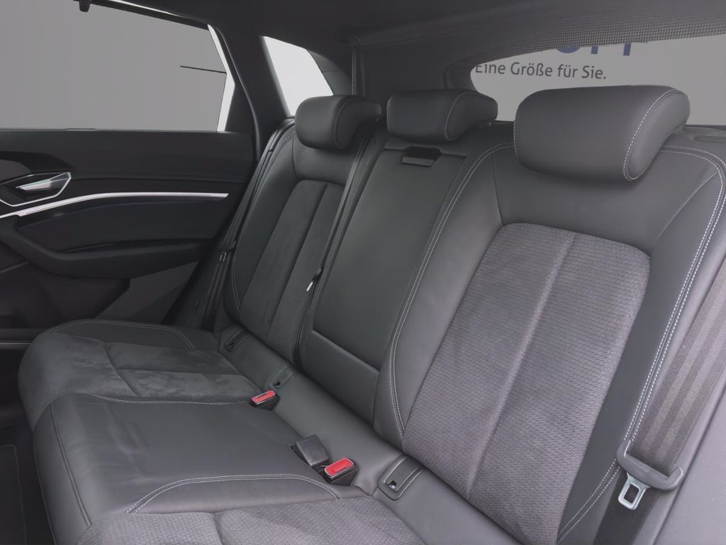 Audi e-tron 2022