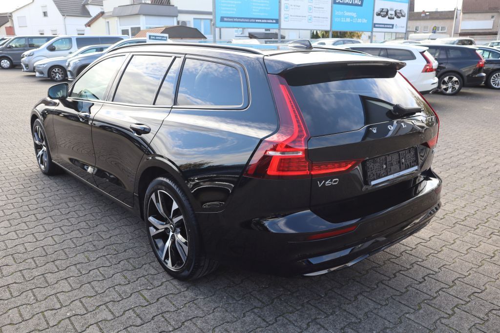 Volvo V60 2022