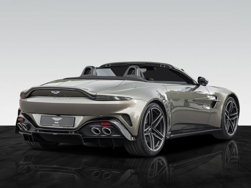 Aston Martin V8 Vantage 2025