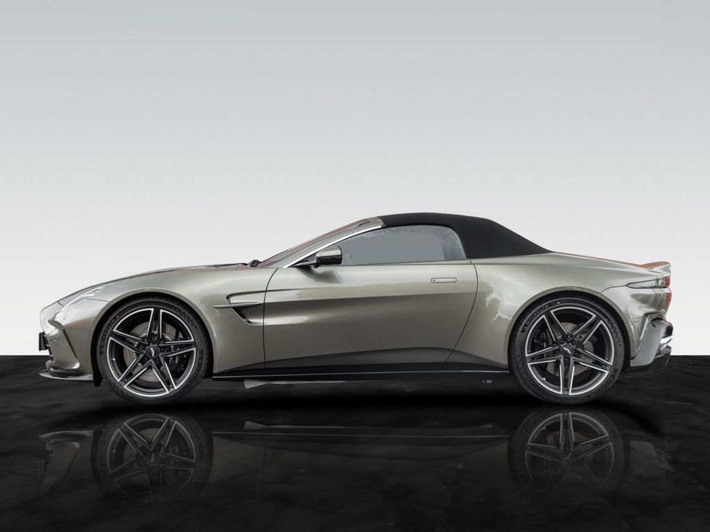 Aston Martin V8 Vantage 2025
