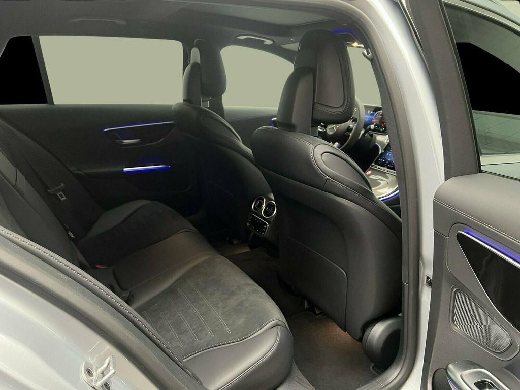 Mercedes-Benz C 220 2025