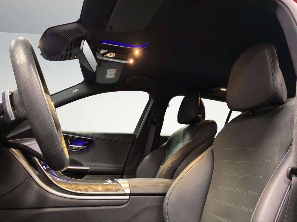 Mercedes-Benz C 300 2025