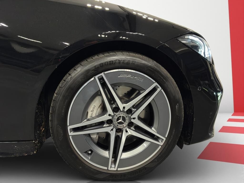 Mercedes-Benz C 300 2025