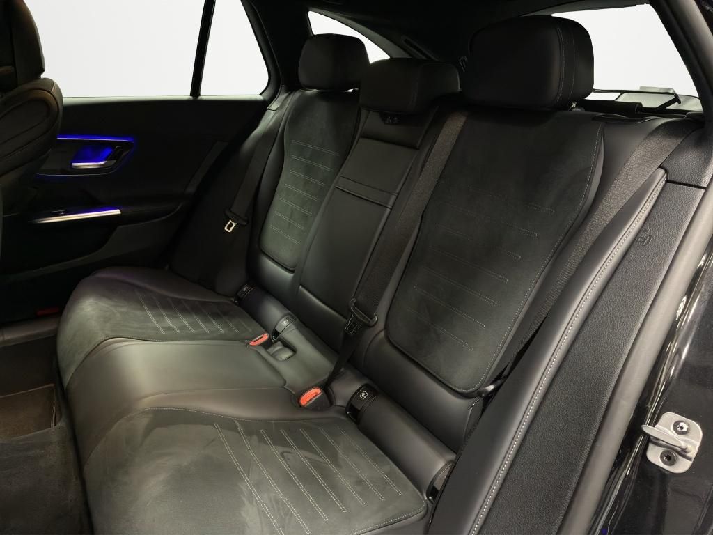 Mercedes-Benz C 300 2025