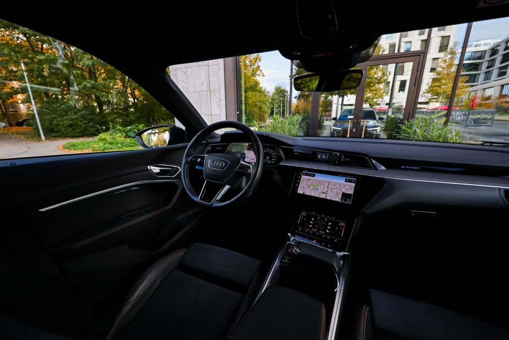 Audi e-tron 2022