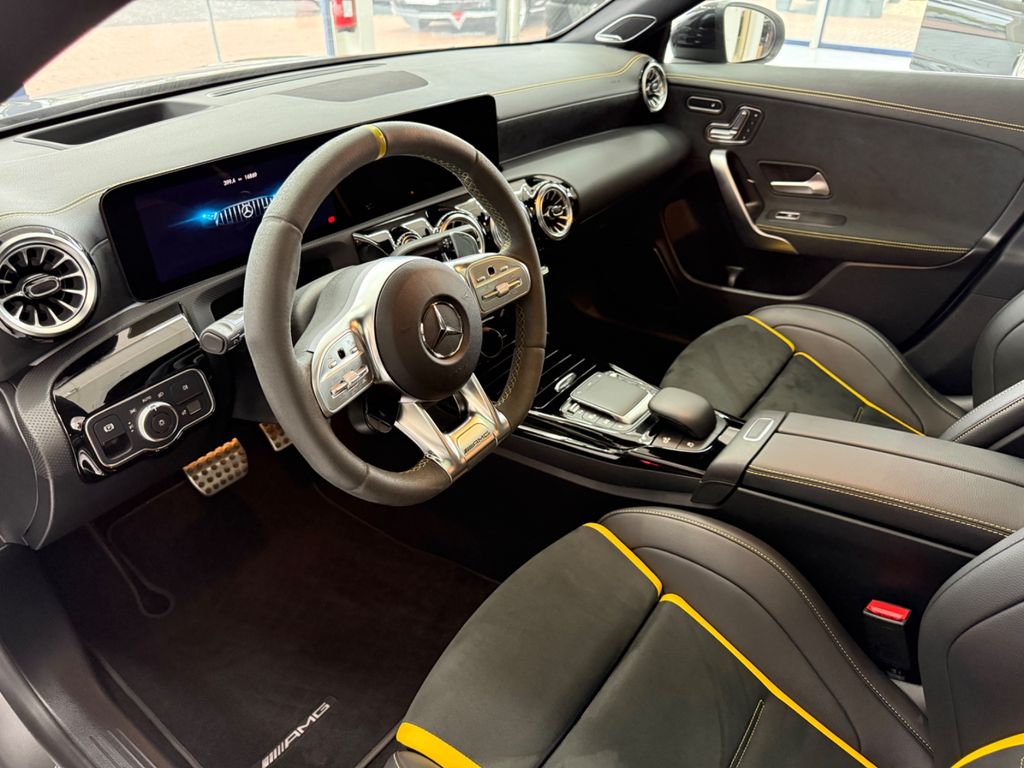 Mercedes-Benz CLA 45 AMG 2024