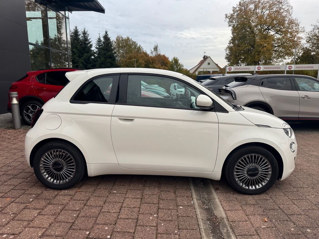 Fiat 500e 2023