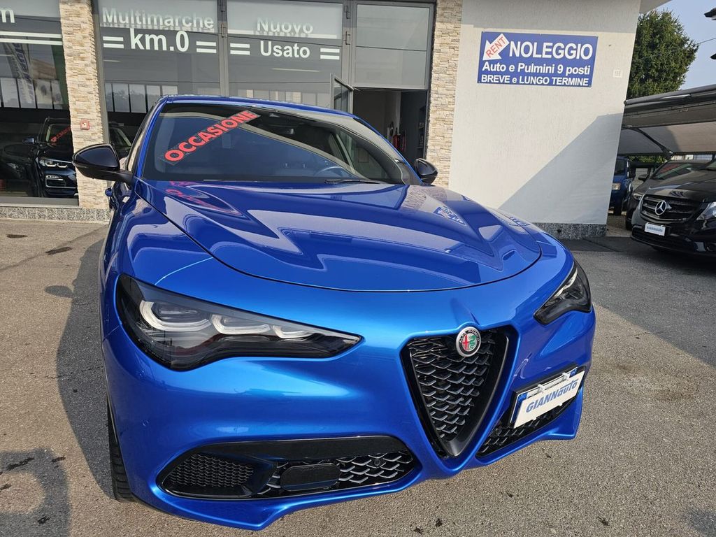 Alfa Romeo Stelvio 2023