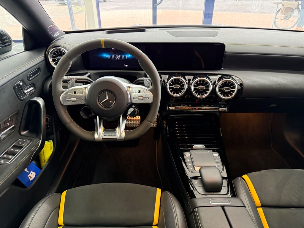 Mercedes-Benz CLA 45 AMG 2024