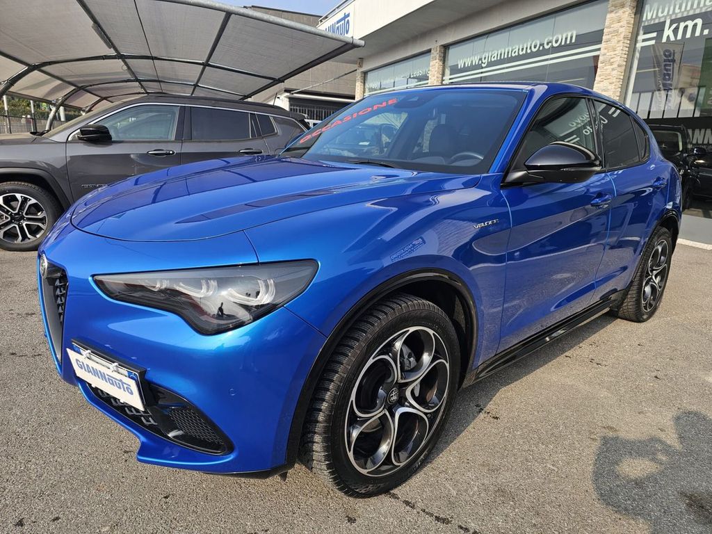 Alfa Romeo Stelvio 2023