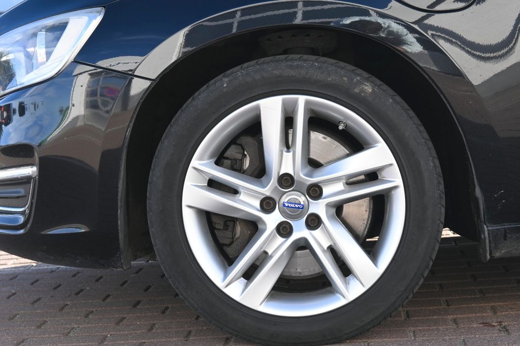 Volvo V60 2015