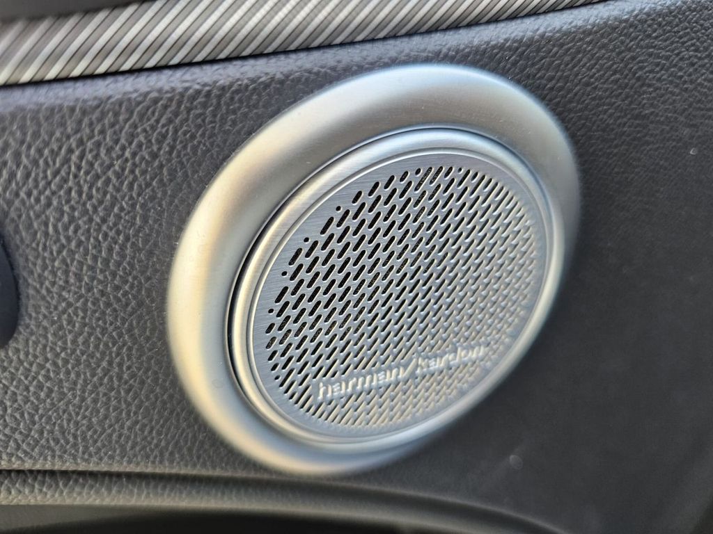 Alfa Romeo Stelvio 2023