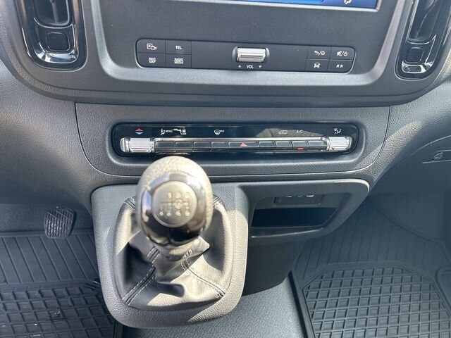 Mercedes-Benz Vito 2024