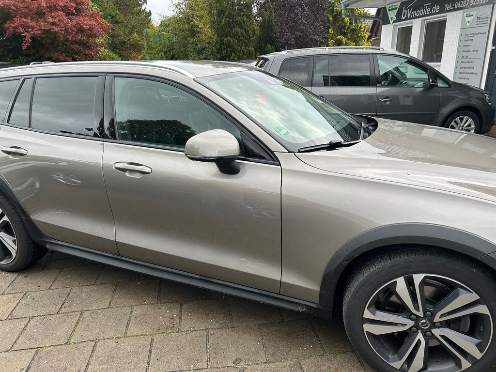 Volvo V60 2020