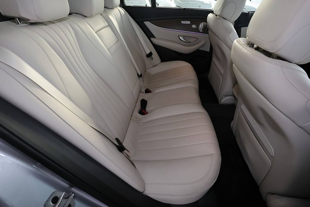 Mercedes-Benz E 300 2021