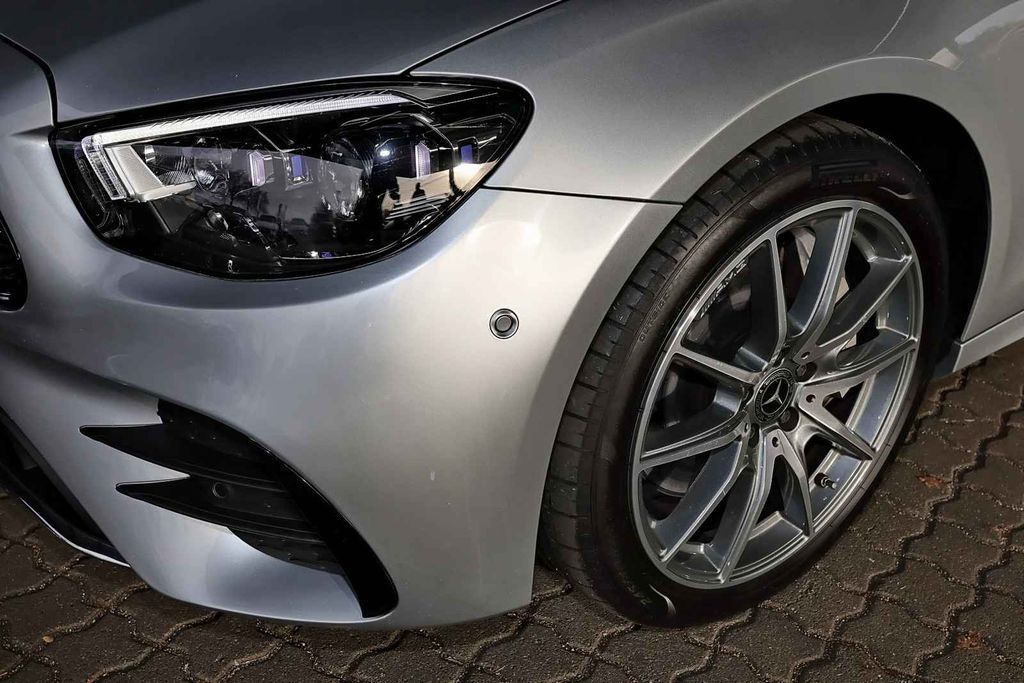 Mercedes-Benz E 300 2021