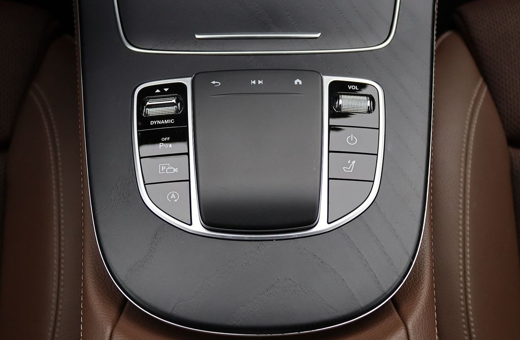 Mercedes-Benz E 220 2021