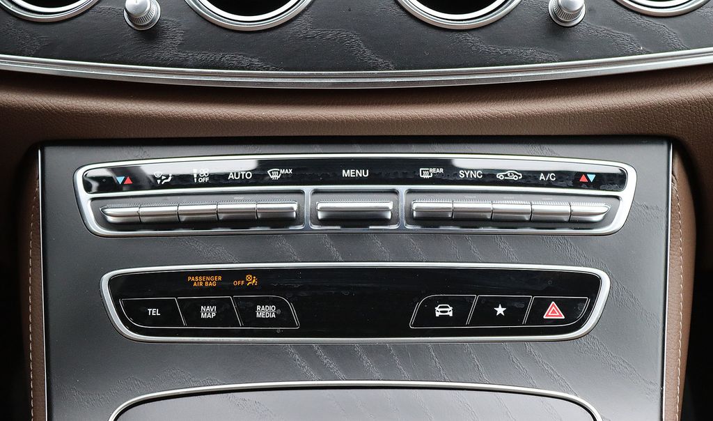 Mercedes-Benz E 220 2021