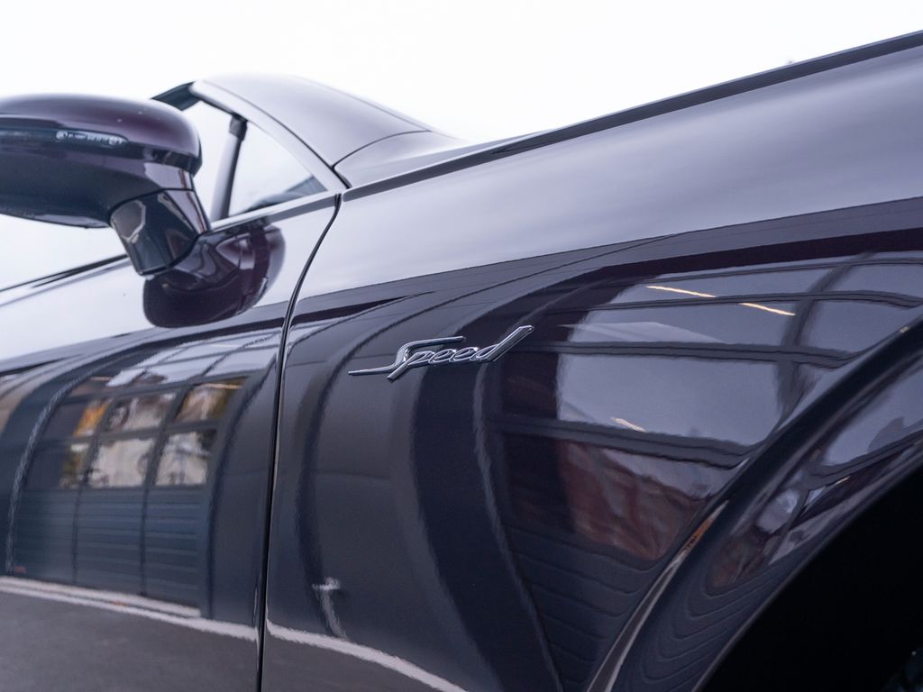 Bentley Continental GTC 2024