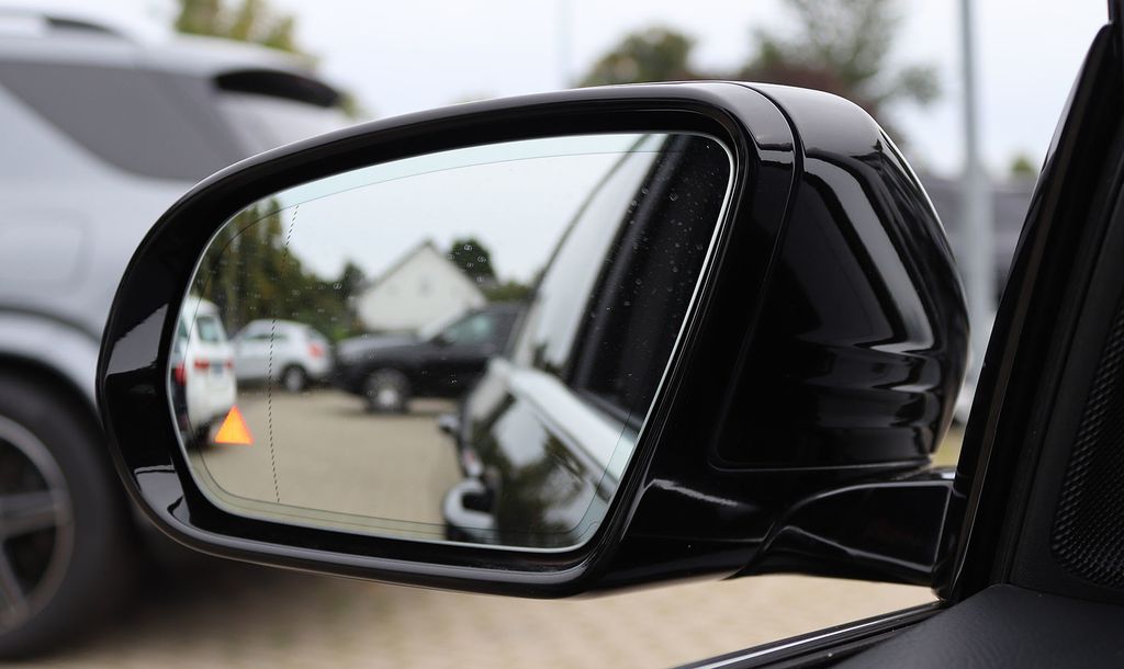 Mercedes-Benz E 220 2021