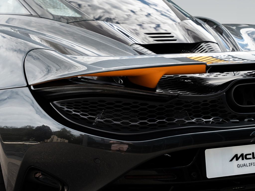 McLaren 750S 2024
