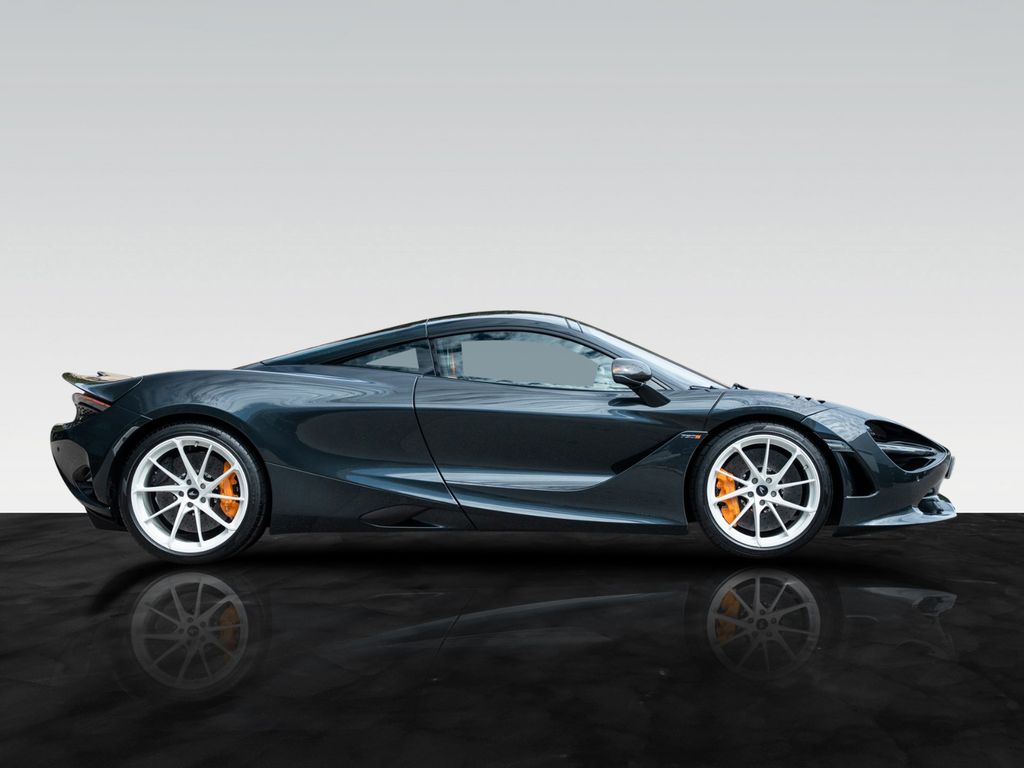 McLaren 750S 2024
