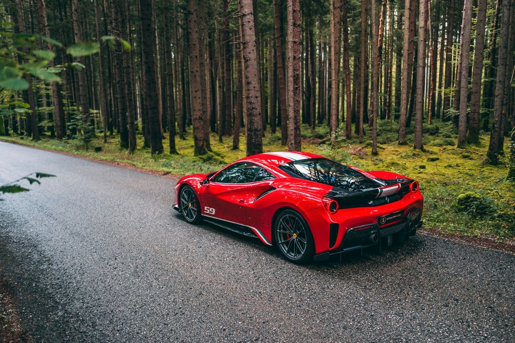 Ferrari 488 Pista 2019