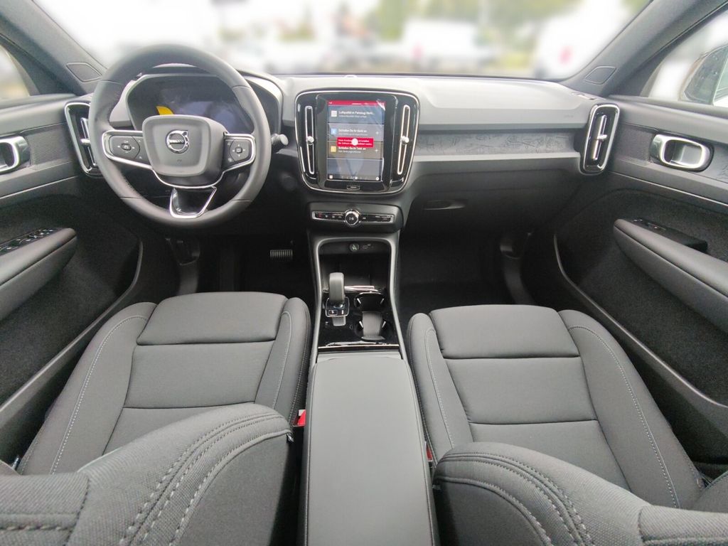 Volvo C40 2025