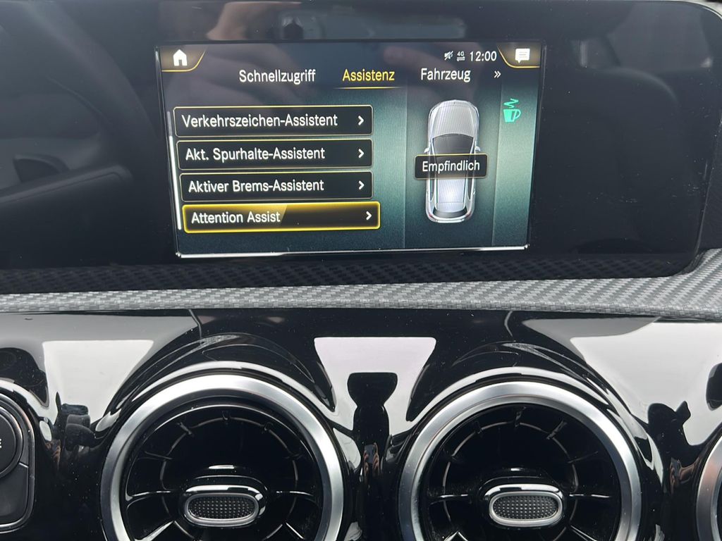 Mercedes-Benz A 180 2022